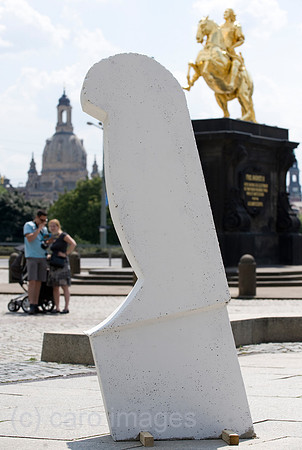 0SK100727D001CARO.JPG