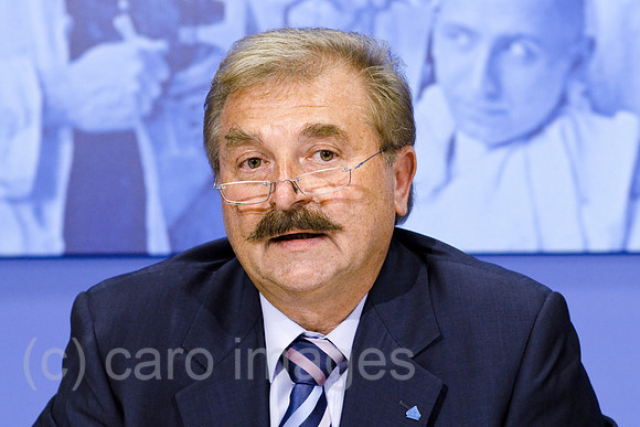 0SP100623D016CARO.JPG