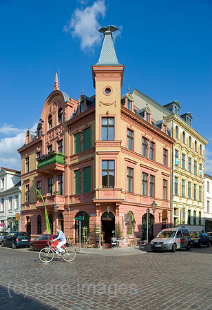 0CE100624D004CARO.JPG
