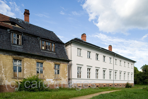 0CE100903D016CARO.JPG