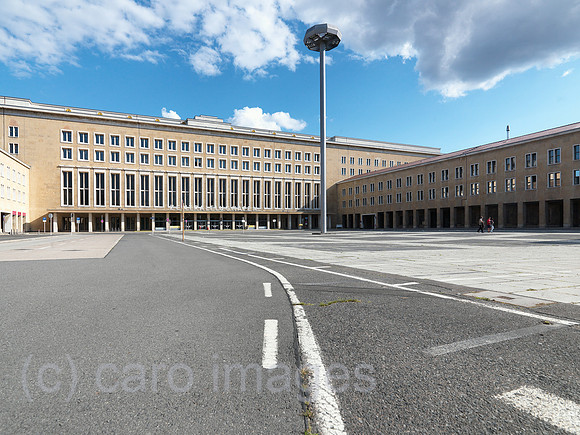 0JL120813D005CARO.JPG
