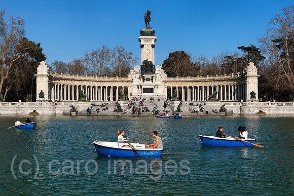 0JL100317D119CARO.JPG