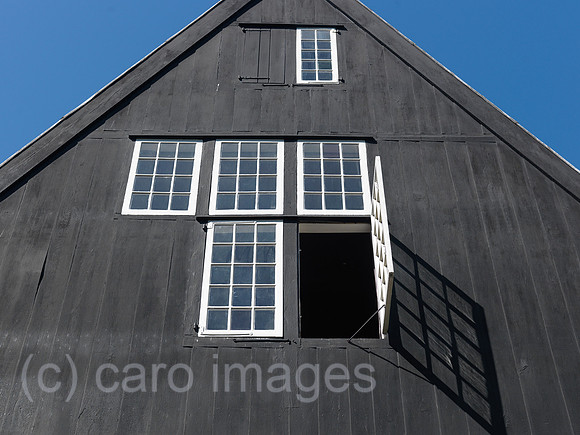 0JL110525D078CARO.JPG