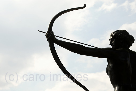 0MC110426D030CARO.JPG