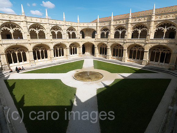 0JL110310D095CARO.JPG