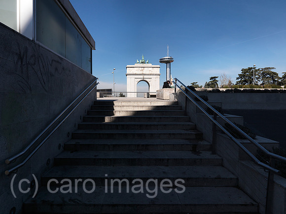 0JL100316D003CARO.JPG