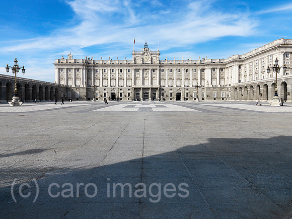 0JL100316D081CARO.JPG