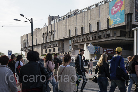 00P190428D748CAROEX.JPG