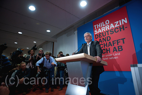 00Y100830D015CARO.JPG