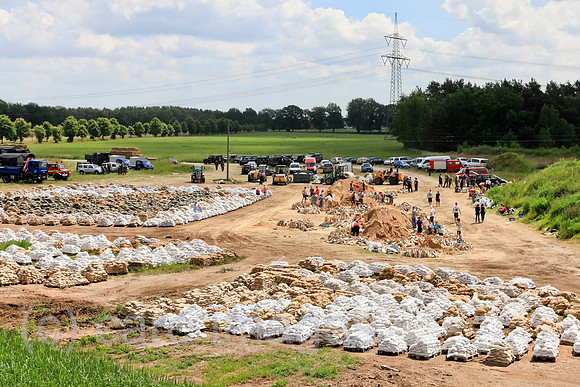 0BG130610D020CARO.JPG