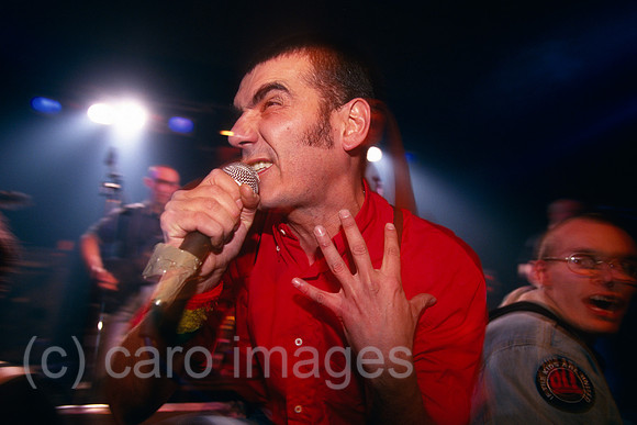 0BG971200A017CARO.JPG