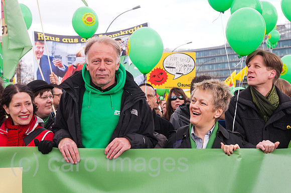 0CK110326D042CARO.JPG