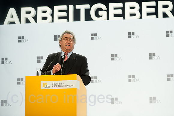 0CK111122D018CARO.JPG