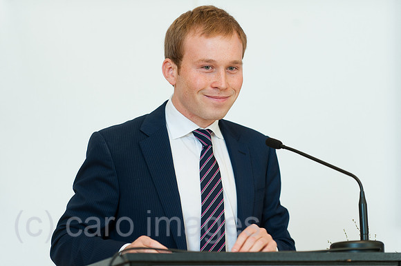 0CK110831D016CARO.JPG