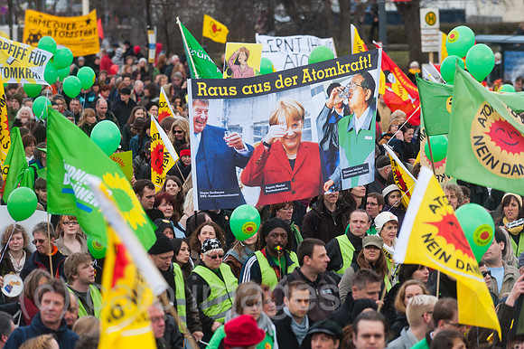 0CK110326D026CARO.JPG