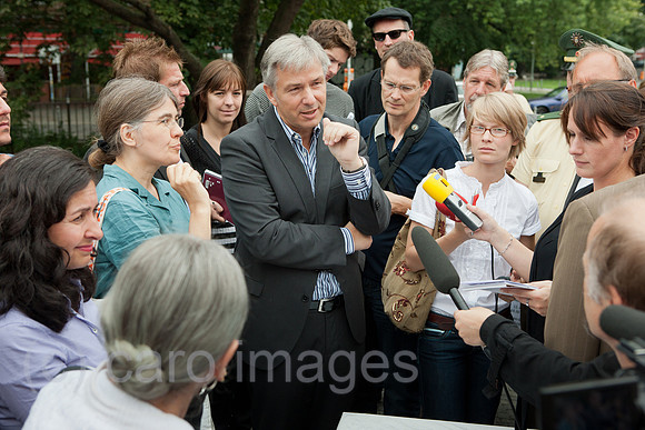 0DB100811D008CARO.JPG