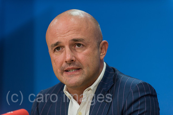 0CK120903D034CARO.JPG