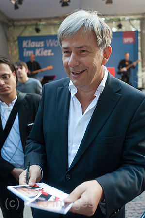 0CK110819D038CARO.JPG