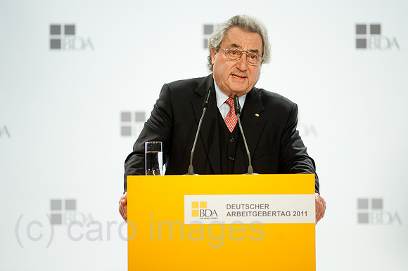 0CK111122D024CARO.JPG