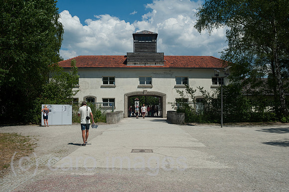 0SL170603D001CAROEX.JPG