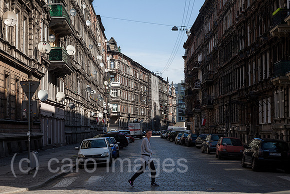 00P180428D242CAROEX.JPG