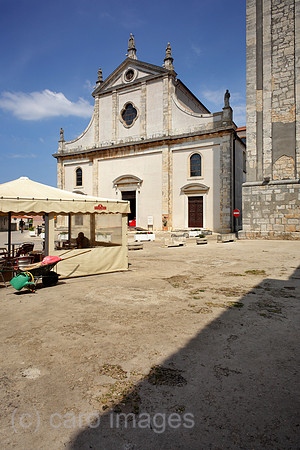 00P130712D176CARO.JPG