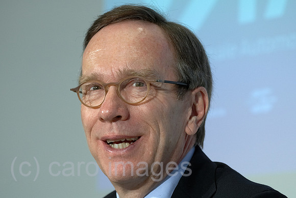 00R110404D174CARO.JPG