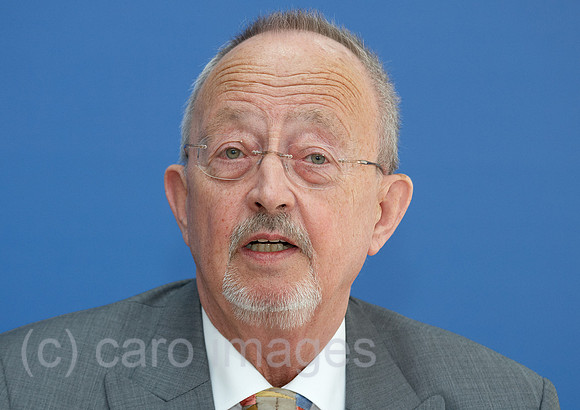 00R110418D005CARO.JPG