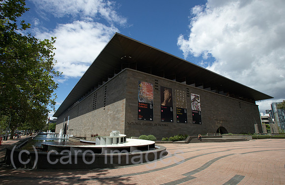 00R091211D036CARO.JPG