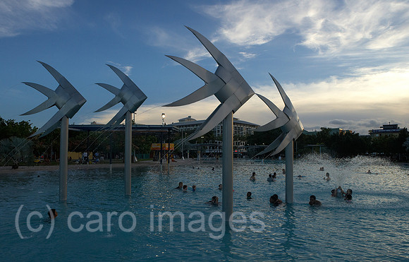 00R091209D092CARO.JPG