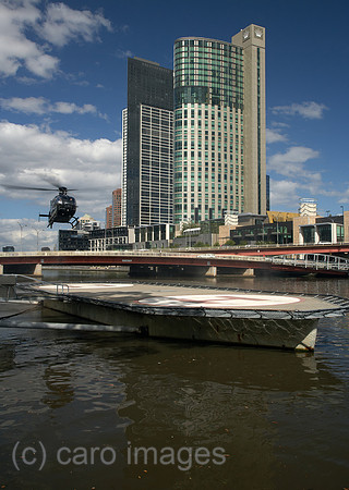 00R091211D257CARO.JPG