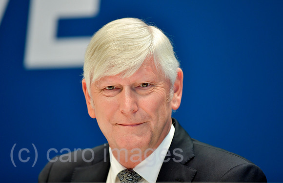 0KN190131D021CAROEX.JPG