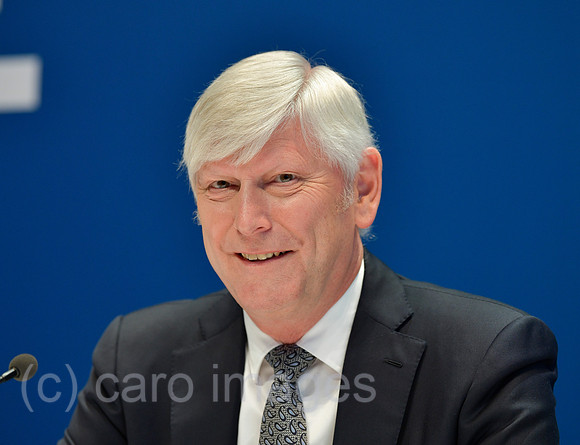 0KN190131D016CAROEX.JPG