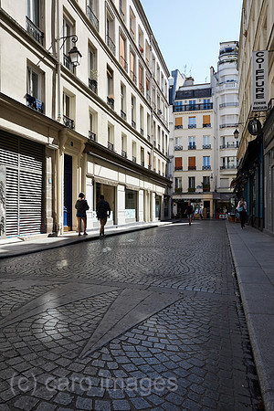 00R180808D020CAROEX.JPG