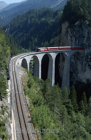 00R120823D040CARO.JPG