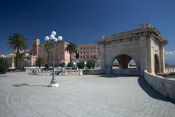 00R120530D008CARO.JPG