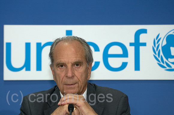 00R120620D083CARO.JPG