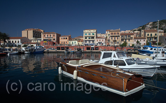 00R120525D005CARO.JPG