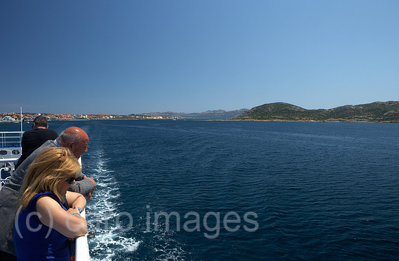 00R120525D046CARO.JPG