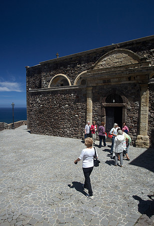 00R120523D042CARO.JPG