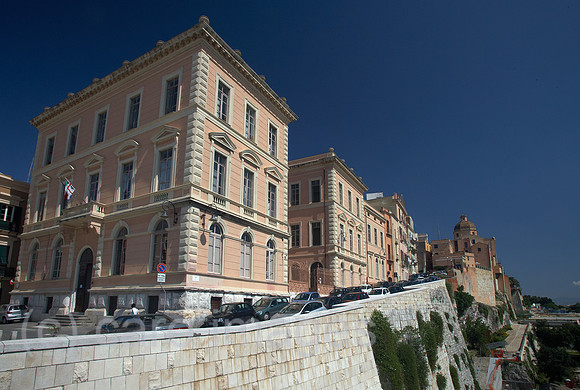 00R120530D011CARO.JPG