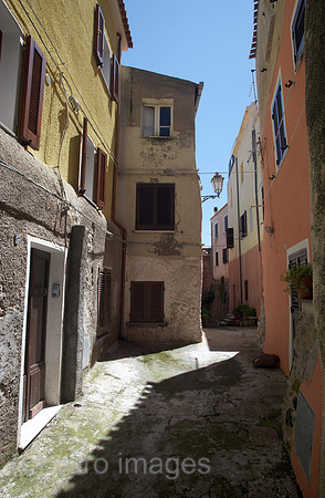 00R120523D058CARO.JPG