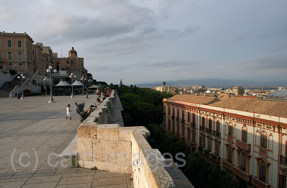 00R120529D008CARO.JPG