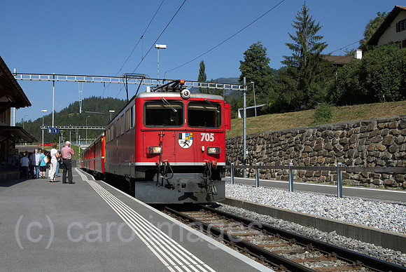 00R120823D006CARO.JPG