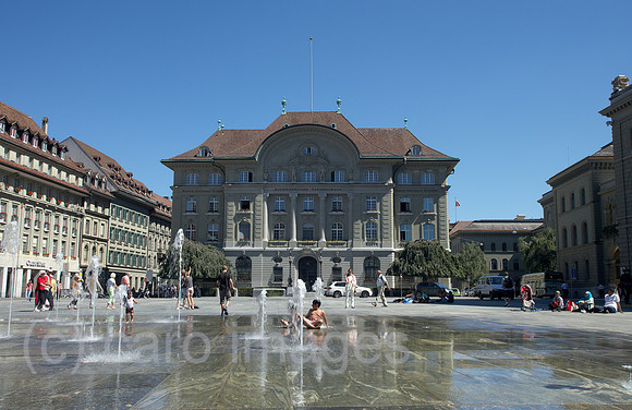 00R120827D094CARO.JPG