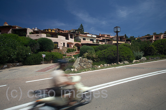 00R120524D078CARO.JPG