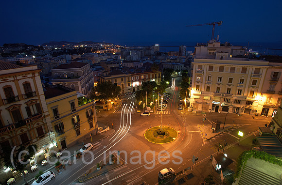 00R120529D066CARO.JPG