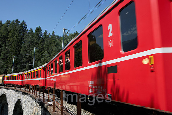 00R120823D036CARO.JPG