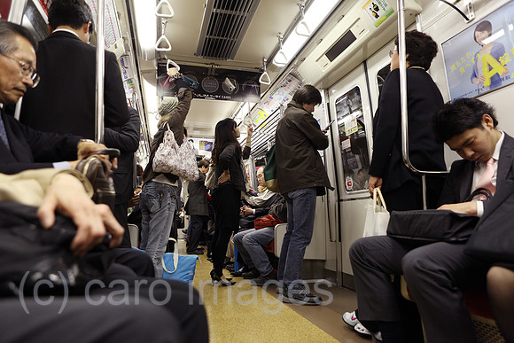 00S091127D047CARO.JPG