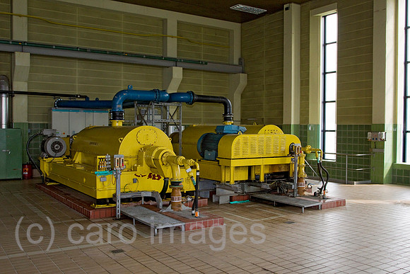 EJH11040843CAROE.JPG